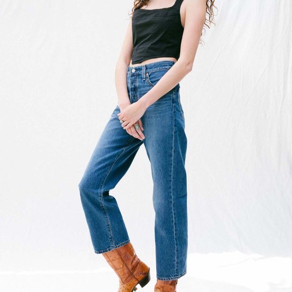 Levi’s Ribcage Straight Ankle Jean - Picture 6 of 9